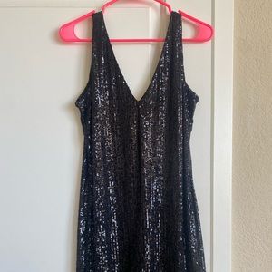 Sequin black Dress - mid thigh v-neck